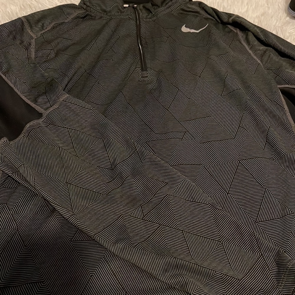 Nike Pullover - image 3